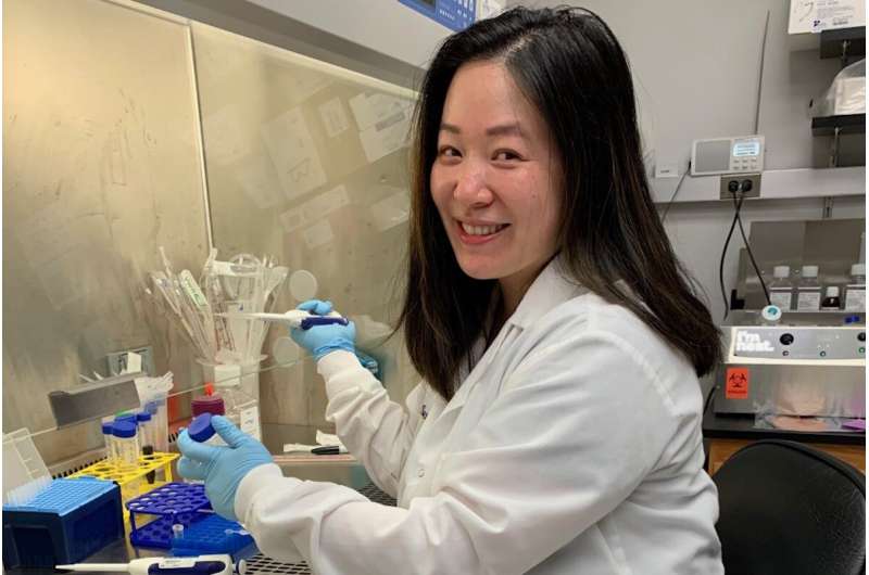 Researchers find a trigger for cell suicide; could lead to new skin infection therapies